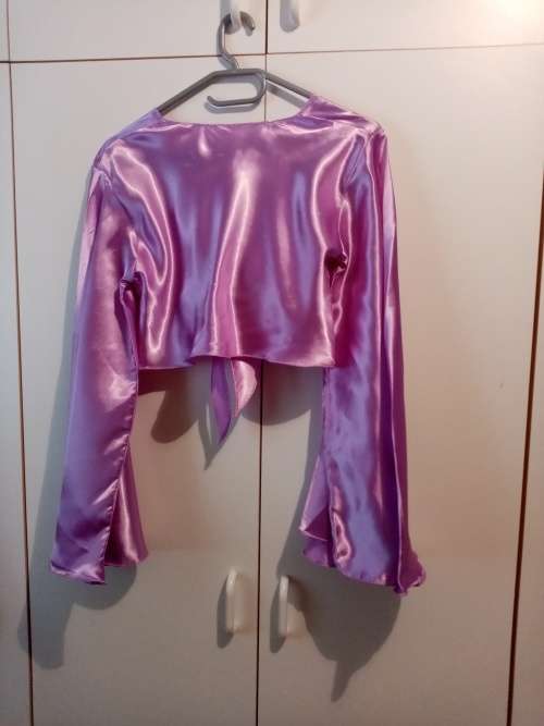 Lilac satin cropped top 34-36