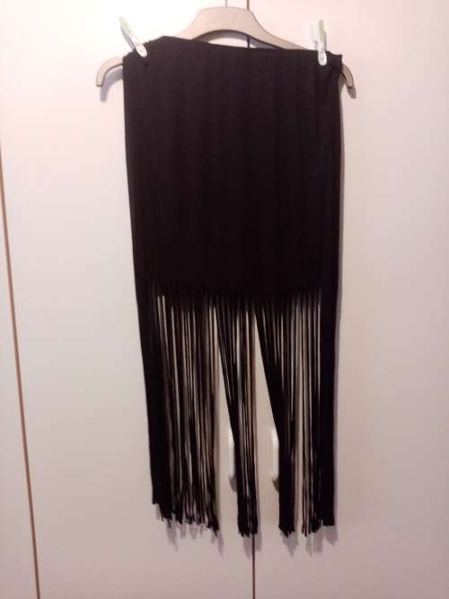 Black fringed skirt L