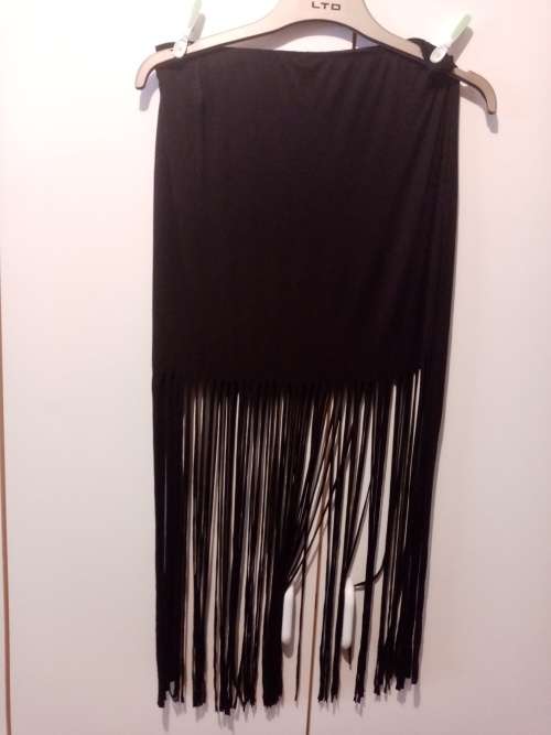 Black fringed skirt L