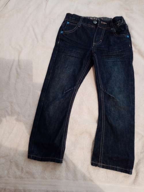 Dark blue denim jeans Woolworths 4-5