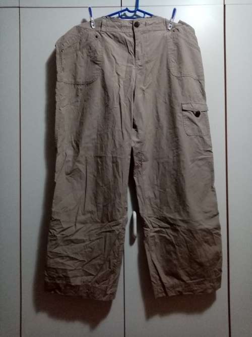 Khaki Cargo pants 18