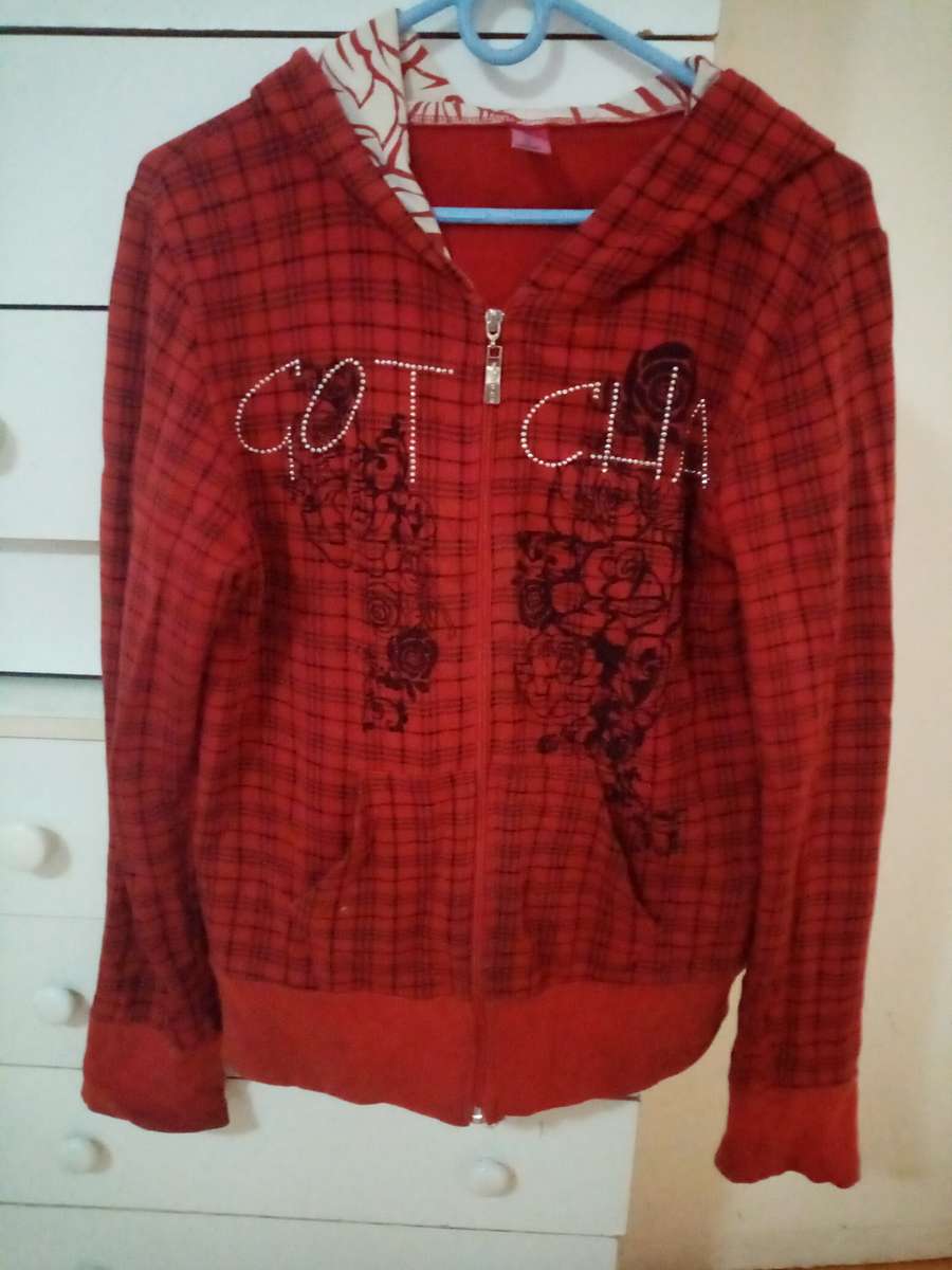 Stunning gotcha tartan hoodie size XL