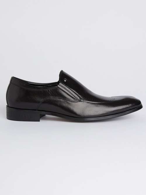 Christmas R1 Clearance start (Polo, Pringle etc) 100% Polo -Formal slip on Black Leather - size 8