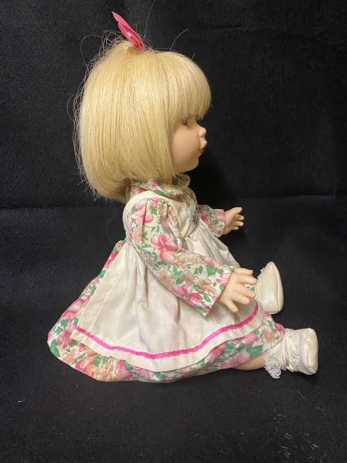 1995 Playmates Baby So Beautiful Doll