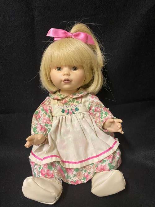 1995 Playmates Baby So Beautiful Doll