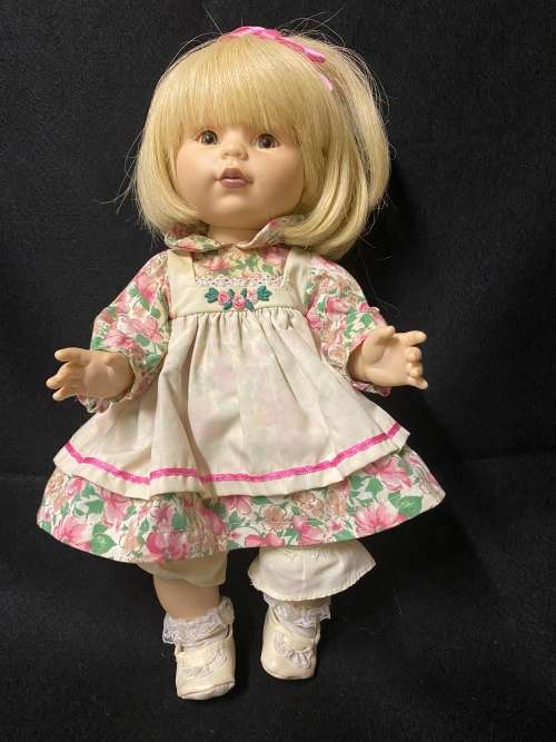 1995 Playmates Baby So Beautiful Doll