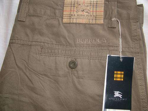 BURBERRY Dark Brown Shorts - Size 31