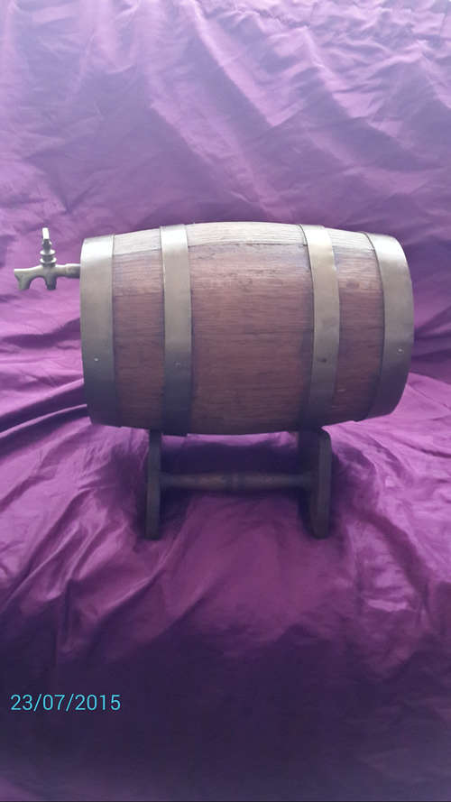 Antique Wooden  Vaaitjie a must have!