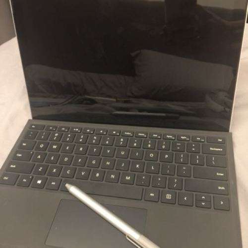 MICROSOFT Surface Pro [5] M1796, core i5-7300u, QHD+ Touch, 128 SSD, 4GB Ram.Type Cover. FingerPrint