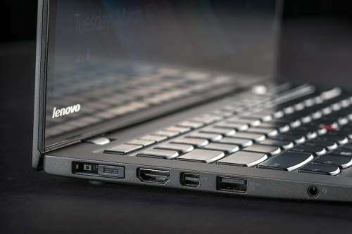 Lenovo Thinkpad X1 Carbon i7-5600u CPU. QHD Display. 256gb SSD, 8GB Ram, finger print. KB backlit