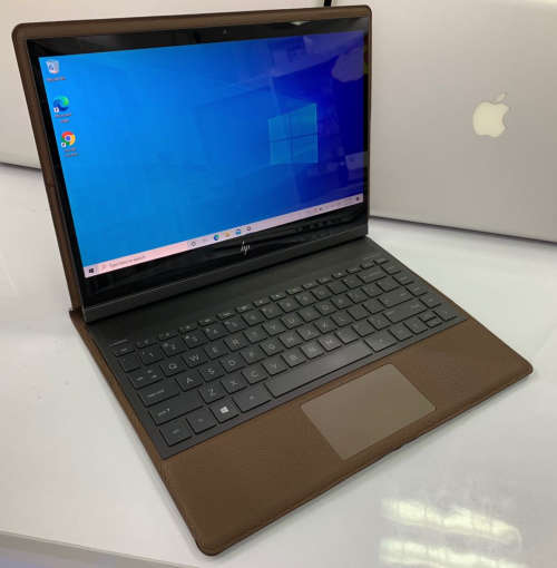 HP Spectre Folio 2in1 Convertible. i7-Quad,256SSD,8GB Ram,TOUCHSCREEN,Pen Support,Win 11 PRO,FaceID