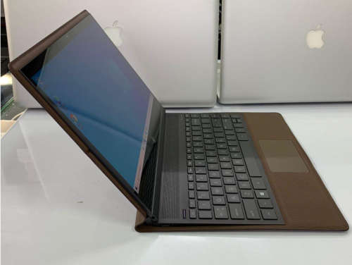 HP Spectre Folio 2in1 Convertible. i7-Quad,256SSD,8GB Ram,TOUCHSCREEN,Pen Support,Win 11 PRO,FaceID