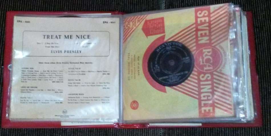 BOX 16 - Elvis Presley Collectables - Amazing Pick-a-Box Sale