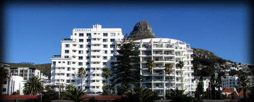 Week 51 and 52 available for Rental at the Peninsula Resort Cape Town 2017