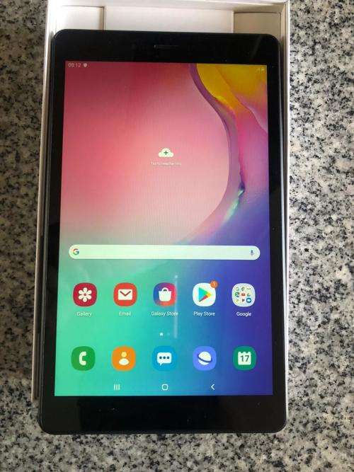 SAMSUNG GALAXY TAB A SM-T295 GOOD AS NEW 8''
