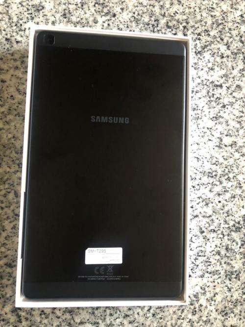 SAMSUNG GALAXY TAB A SM-T295 GOOD AS NEW 8''