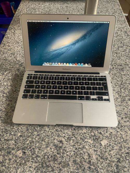 MACBOOK AIR  11`` MID 2013 PLIZ READ