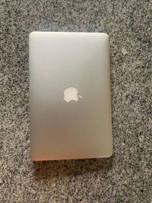MACBOOK AIR  11`` MID 2013 PLIZ READ