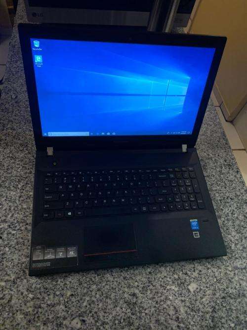 LENOVO E50 CORE i5 NO CHARGER