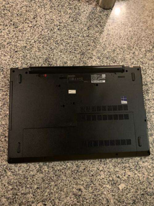 LENOVO E50 CORE i5 NO CHARGER