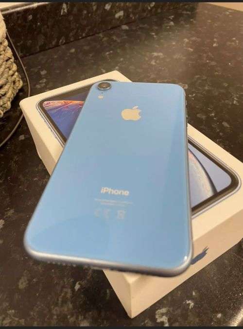 I PHONE XR 128GB  MINT CONDITION PLIZ READ