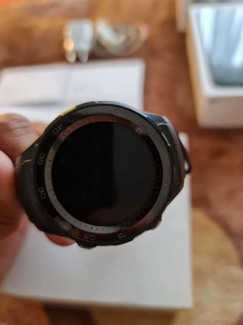 HUAWEI WATCH 2 LTE WITH SIM SLOT MINT CONDITION