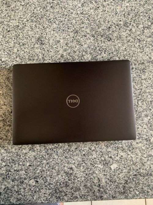 DELL LATITUDE 5400 8TH GEN CORE i7-8665u RETAIL R27000