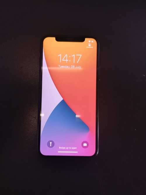 I PHONE 11 PRO 256 GB PLIZ READ