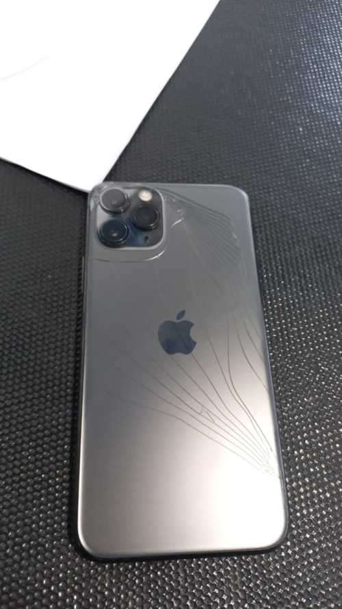 I PHONE 11 PRO 256 GB PLIZ READ