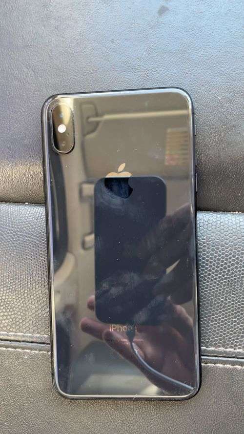 i PHONE XS MAX 256GB GOOD CONDITION