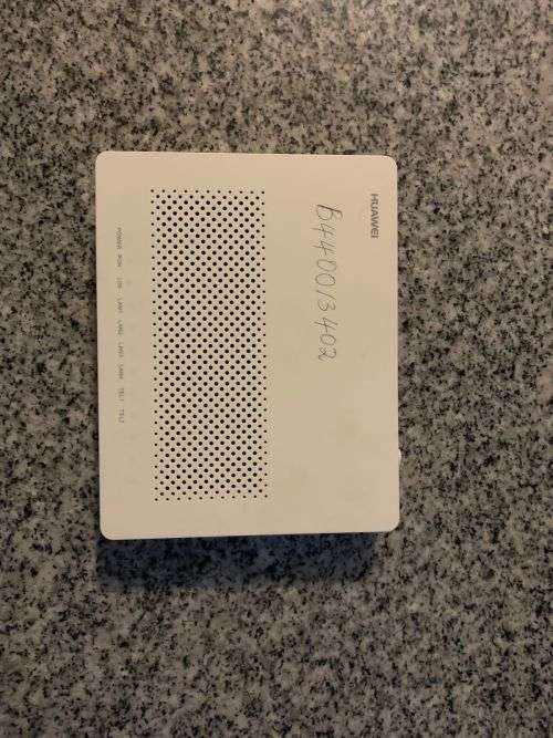 HUAWEI ECHOLIFE HG8240H FIBRE MODEM