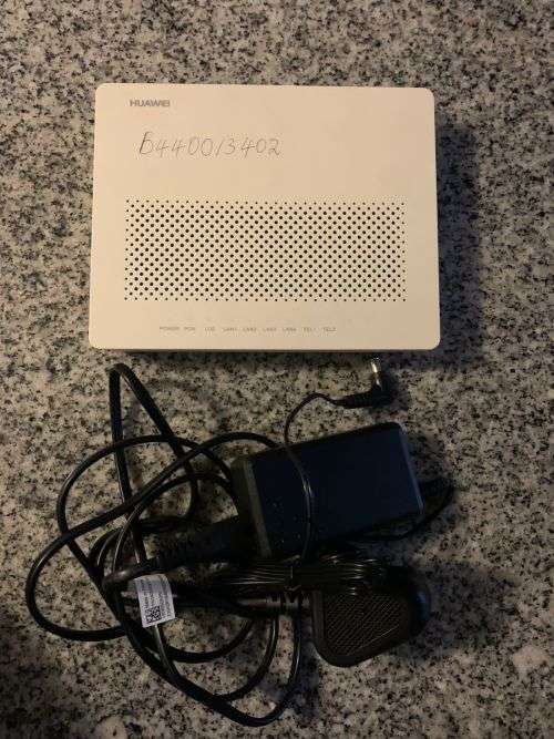 HUAWEI ECHOLIFE HG8240H FIBRE MODEM