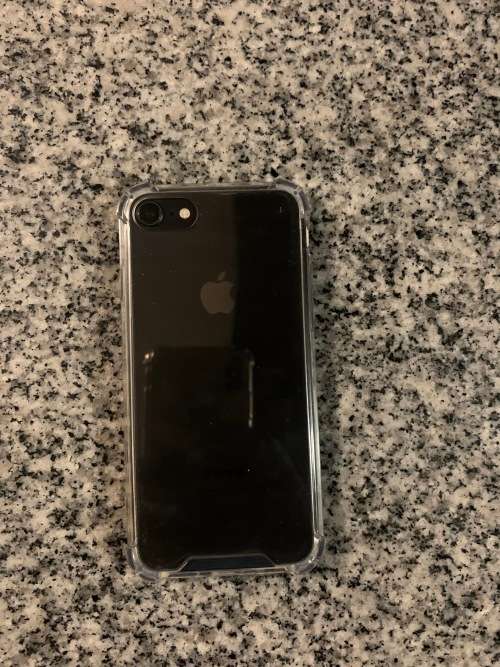 I PHONE 8 64GB PLIZ READ