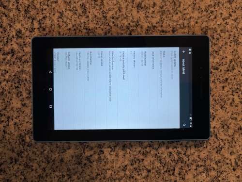 Lenovo Tab 3 710I Tablet (7 inch, 8GB, Wi-Fi + 3G + Voice Calling)