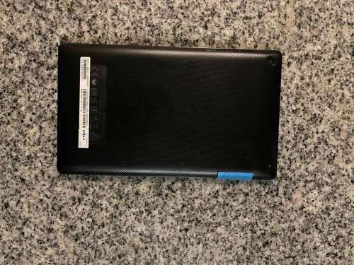 Lenovo Tab 3 710I Tablet (7 inch, 8GB, Wi-Fi + 3G + Voice Calling)