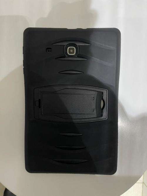 SAMSUNG TAB E WIFI and 4G MINT CONDITION