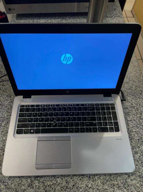 HP ELITEBOOK 850 G3 CORE i5 PLIZ READ