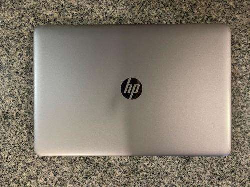 HP ELITEBOOK 850 G3 CORE i5 PLIZ READ