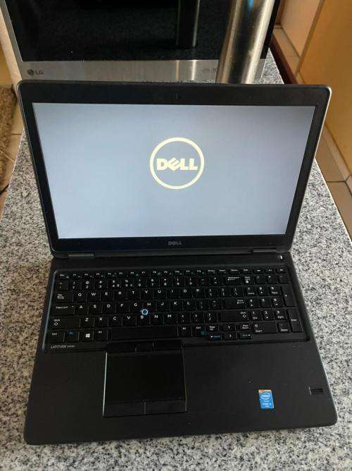 DELL E5550, 5TH GEN CORE i5, 500GB HD, 8GB RAM, WIFI,