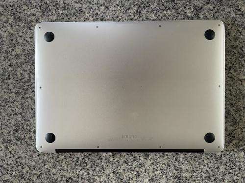 MACBOOK AIR 13 INCH CORE i5 2015 PLIZ READ