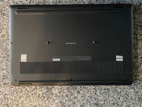 Dell Latitude 3520 : Intel Core i5 1135G7 | 8GB (1x8GB) DDR4 Memory | 256GB SSD 11th GEN NEW