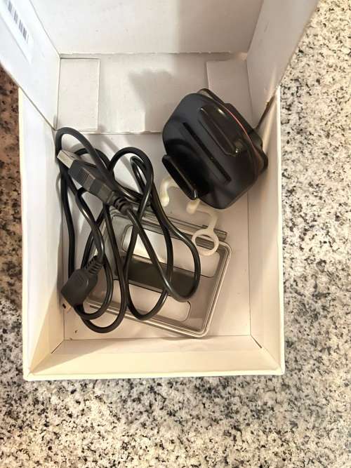 GoPro Hero CHDHA-301 with stand and floater