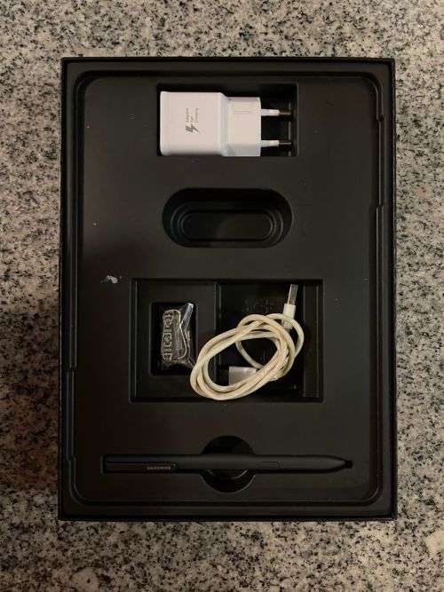 Samsung Galaxy Tab S3 9.7` Quad-Core Tablet with LTE With S pen Pliz Read