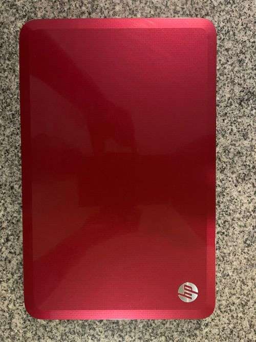 HP PAVILION G6 AMD E2-1800 MINT CONDITION PLIZ READ