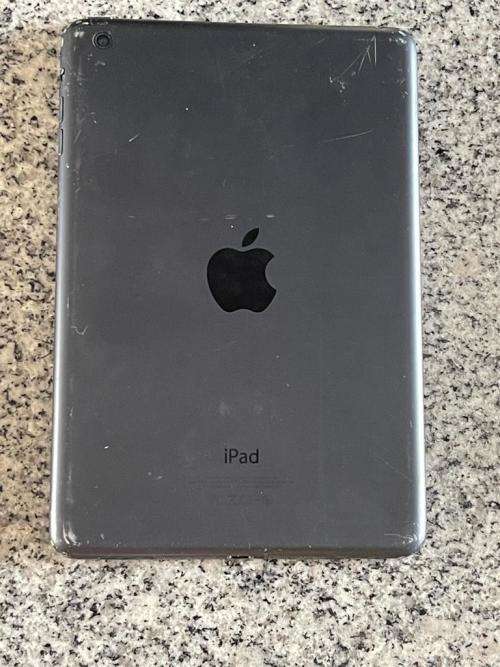 IPAD MINI A1432 16GB WIFI ONLY