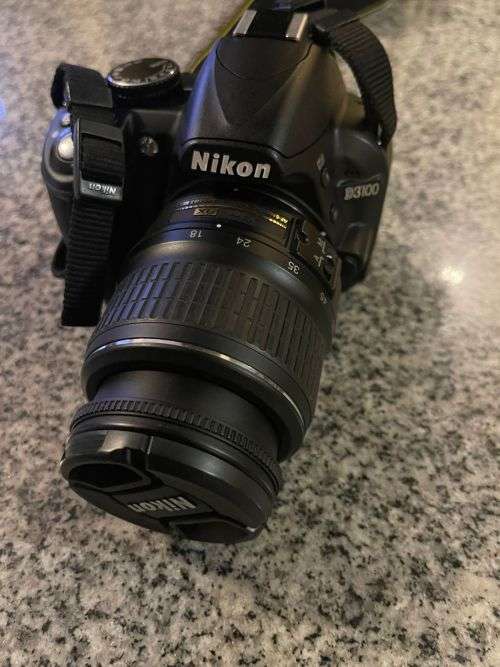 NIKON D3100 WITH 18-55MM LENS