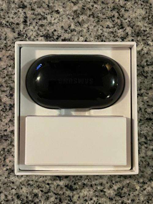 Samsung Galaxy Buds + SM-R175 MINT CONDITION