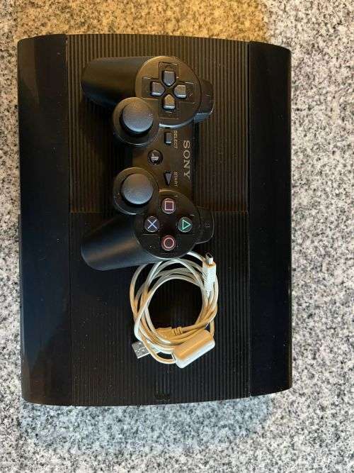 PLAYSTATION 3 SUPER SLIM 12GB