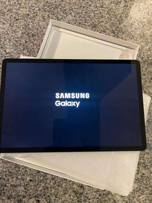 Samsung Galaxy Tab S7 FE 5G 128GB - Mystic Black  With Keyboard and S Pen
