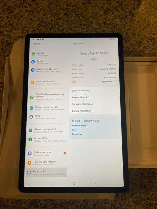 Samsung Galaxy Tab S7 FE 5G 128GB - Mystic Black mint condition with S pen